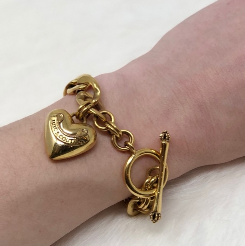 Juicy couture starter charm toggle bracelet